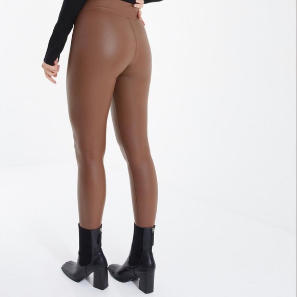 #20 High Waist Faux Leather Leggings Dk. Brown - Picture 2 of 2